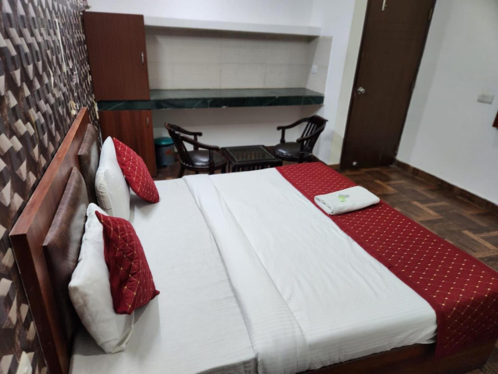 Hotel Aerotech Near Delhi Airport New Delhi Extérieur photo